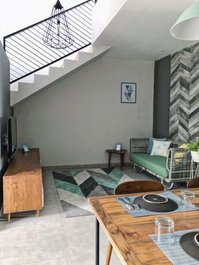 The Cendana Villa'Sバトゥ エクステリア 写真