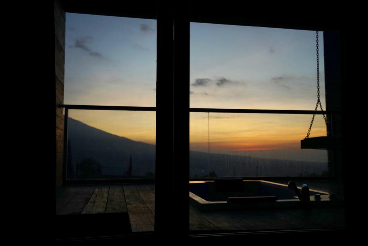 The Cendana Villa'Sバトゥ エクステリア 写真